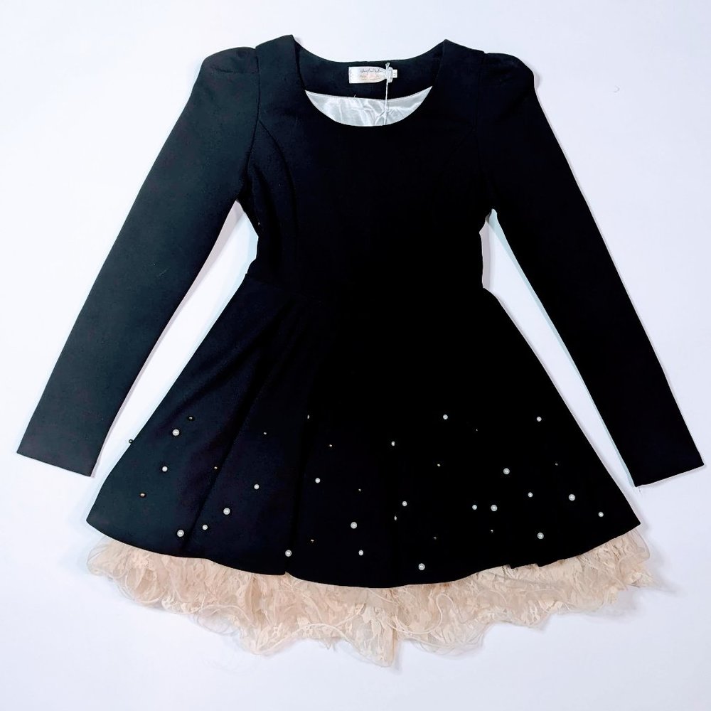 **SOLD ON DIFF PLATFORM**Modern Midi Flare Chic Dress